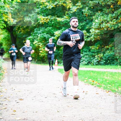 12.10.2025 - Bramfelder Halbmarathon 2025 Dr. Thomas Lammeyer http://msf.ph/oto/9360065 12.10.2025 11:10:27 Laufen 2367 meine-sportfotos.de