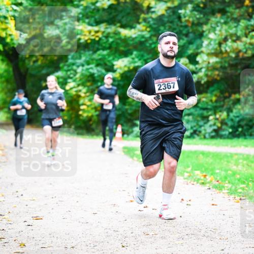 12.10.2025 - Bramfelder Halbmarathon 2025 Dr. Thomas Lammeyer http://msf.ph/oto/9360066 12.10.2025 11:10:28 Laufen 2367 meine-sportfotos.de
