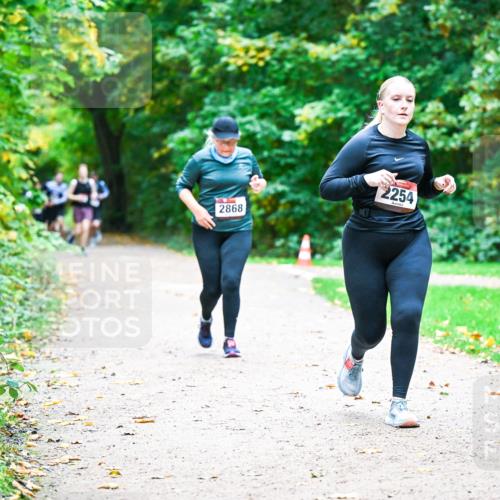 12.10.2025 - Bramfelder Halbmarathon 2025 Dr. Thomas Lammeyer http://msf.ph/oto/9360094 12.10.2025 11:10:34 Laufen 2868, 2254 meine-sportfotos.de
