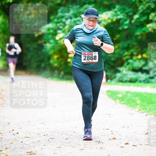 12.10.2025 - Bramfelder Halbmarathon 2025 Dr. Thomas Lammeyer http://msf.ph/oto/9360096 12.10.2025 11:10:35 Laufen 3, 32, 2868 meine-sportfotos.de