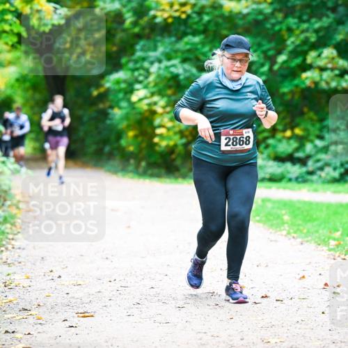 12.10.2025 - Bramfelder Halbmarathon 2025 Dr. Thomas Lammeyer http://msf.ph/oto/9360099 12.10.2025 11:10:35 Laufen 832, 2868 meine-sportfotos.de