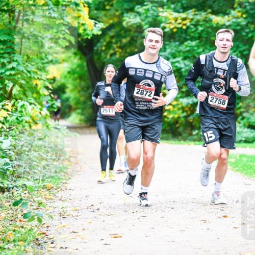 12.10.2025 - Bramfelder Halbmarathon 2025 Dr. Thomas Lammeyer http://msf.ph/oto/9360125 12.10.2025 11:10:45 Laufen 2511, 2872, 2758, 15, 2864 meine-sportfotos.de