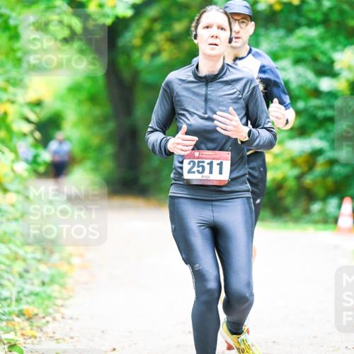 12.10.2025 - Bramfelder Halbmarathon 2025 Dr. Thomas Lammeyer http://msf.ph/oto/9360133 12.10.2025 11:10:47 Laufen 34, 2511 meine-sportfotos.de