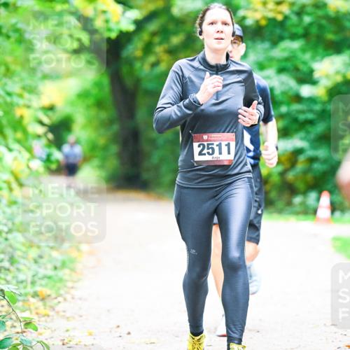 12.10.2025 - Bramfelder Halbmarathon 2025 Dr. Thomas Lammeyer http://msf.ph/oto/9360134 12.10.2025 11:10:47 Laufen 34, 2511 meine-sportfotos.de