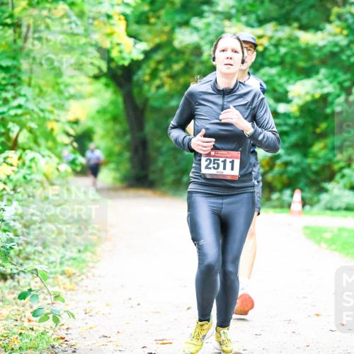 12.10.2025 - Bramfelder Halbmarathon 2025 Dr. Thomas Lammeyer http://msf.ph/oto/9360136 12.10.2025 11:10:47 Laufen 2511 meine-sportfotos.de