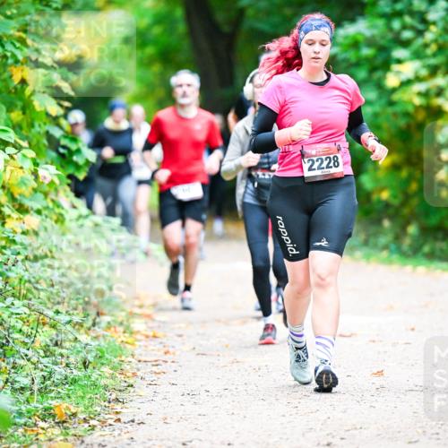 12.10.2025 - Bramfelder Halbmarathon 2025 Dr. Thomas Lammeyer http://msf.ph/oto/9360188 12.10.2025 11:11:09 Laufen 2228 meine-sportfotos.de