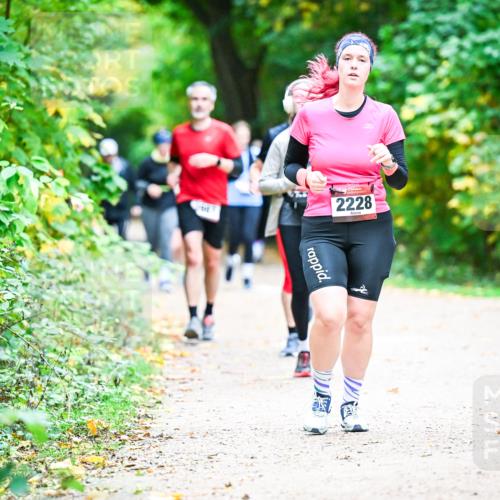 12.10.2025 - Bramfelder Halbmarathon 2025 Dr. Thomas Lammeyer http://msf.ph/oto/9360194 12.10.2025 11:11:10 Laufen 2228 meine-sportfotos.de