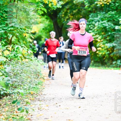 12.10.2025 - Bramfelder Halbmarathon 2025 Dr. Thomas Lammeyer http://msf.ph/oto/9360198 12.10.2025 11:11:11 Laufen 2228 meine-sportfotos.de