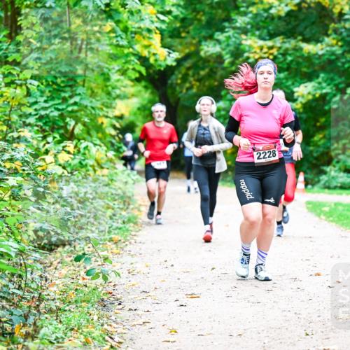 12.10.2025 - Bramfelder Halbmarathon 2025 Dr. Thomas Lammeyer http://msf.ph/oto/9360209 12.10.2025 11:11:12 Laufen 2228 meine-sportfotos.de