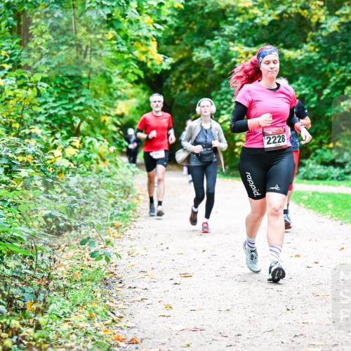 12.10.2025 - Bramfelder Halbmarathon 2025 Dr. Thomas Lammeyer http://msf.ph/oto/9360213 12.10.2025 11:11:13 Laufen 2228 meine-sportfotos.de