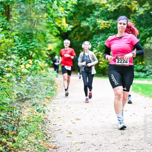 12.10.2025 - Bramfelder Halbmarathon 2025 Dr. Thomas Lammeyer http://msf.ph/oto/9360216 12.10.2025 11:11:13 Laufen 2228 meine-sportfotos.de