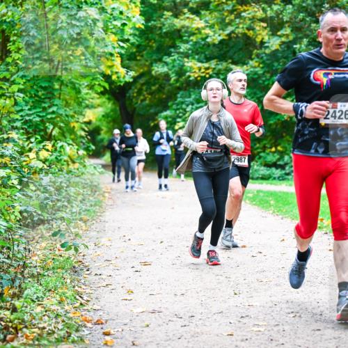 12.10.2025 - Bramfelder Halbmarathon 2025 Dr. Thomas Lammeyer http://msf.ph/oto/9360228 12.10.2025 11:11:15 Laufen 2987, 829, 2426 meine-sportfotos.de