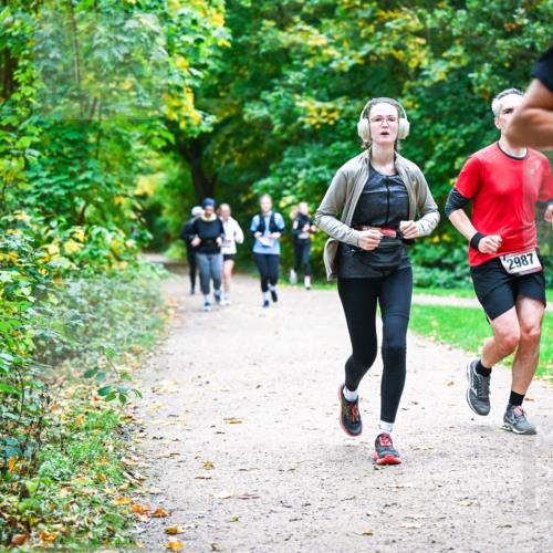 12.10.2025 - Bramfelder Halbmarathon 2025 Dr. Thomas Lammeyer http://msf.ph/oto/9360233 12.10.2025 11:11:16 Laufen 2987, 242, 24 meine-sportfotos.de