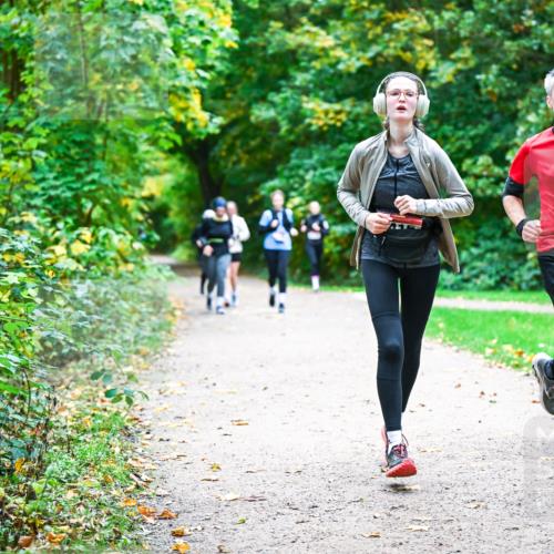 12.10.2025 - Bramfelder Halbmarathon 2025 Dr. Thomas Lammeyer http://msf.ph/oto/9360235 12.10.2025 11:11:16 Laufen 2987 meine-sportfotos.de