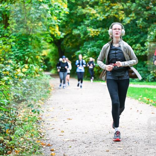 12.10.2025 - Bramfelder Halbmarathon 2025 Dr. Thomas Lammeyer http://msf.ph/oto/9360236 12.10.2025 11:11:16 Laufen 2987 meine-sportfotos.de