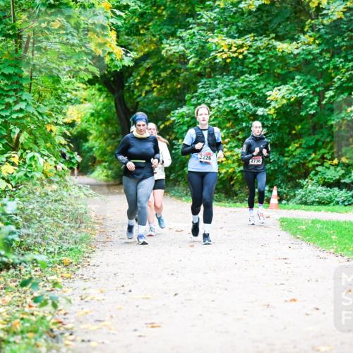 12.10.2025 - Bramfelder Halbmarathon 2025 Dr. Thomas Lammeyer http://msf.ph/oto/9360246 12.10.2025 11:11:18 Laufen 2226, 2736 meine-sportfotos.de