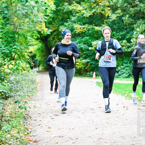 12.10.2025 - Bramfelder Halbmarathon 2025 Dr. Thomas Lammeyer http://msf.ph/oto/9360277 12.10.2025 11:11:23 Laufen 219, 2226, 2736 meine-sportfotos.de