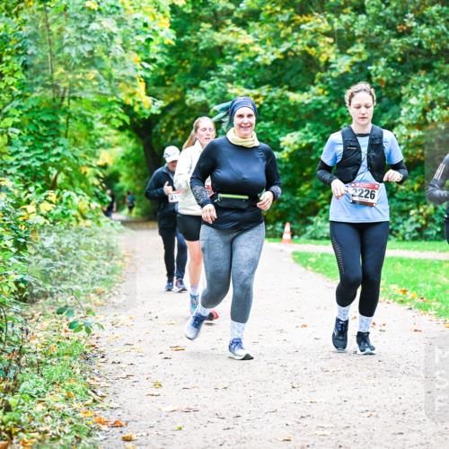 12.10.2025 - Bramfelder Halbmarathon 2025 Dr. Thomas Lammeyer http://msf.ph/oto/9360281 12.10.2025 11:11:23 Laufen 219, 2226, 2736 meine-sportfotos.de