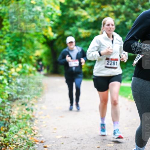 12.10.2025 - Bramfelder Halbmarathon 2025 Dr. Thomas Lammeyer http://msf.ph/oto/9360294 12.10.2025 11:11:25 Laufen 2281 meine-sportfotos.de