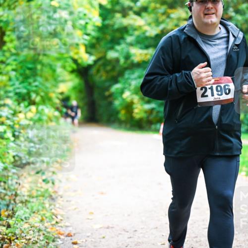 12.10.2025 - Bramfelder Halbmarathon 2025 Dr. Thomas Lammeyer http://msf.ph/oto/9360306 12.10.2025 11:11:28 Laufen 2196 meine-sportfotos.de