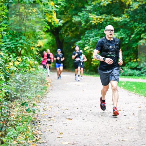12.10.2025 - Bramfelder Halbmarathon 2025 Dr. Thomas Lammeyer http://msf.ph/oto/9360312 12.10.2025 11:11:37 Laufen  meine-sportfotos.de
