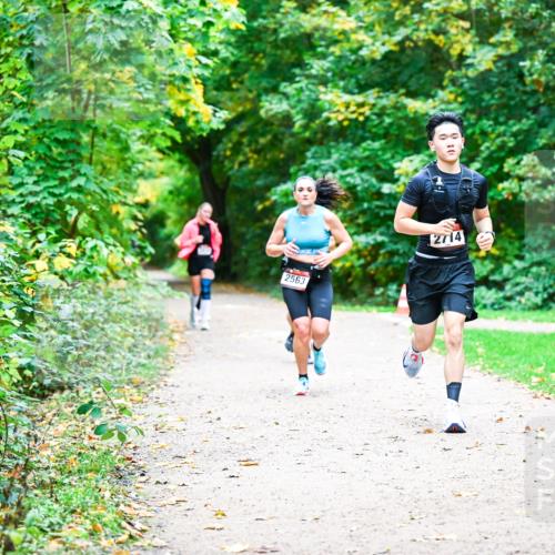 12.10.2025 - Bramfelder Halbmarathon 2025 Dr. Thomas Lammeyer http://msf.ph/oto/9360337 12.10.2025 11:11:42 Laufen 2714, 2563 meine-sportfotos.de