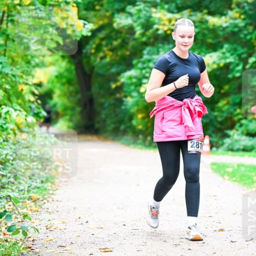 12.10.2025 - Bramfelder Halbmarathon 2025 Dr. Thomas Lammeyer http://msf.ph/oto/9360384 12.10.2025 11:11:51 Laufen 281 meine-sportfotos.de