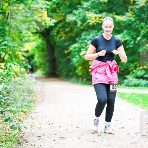 12.10.2025 - Bramfelder Halbmarathon 2025 Dr. Thomas Lammeyer http://msf.ph/oto/9360385 12.10.2025 11:11:51 Laufen 281, 28 meine-sportfotos.de