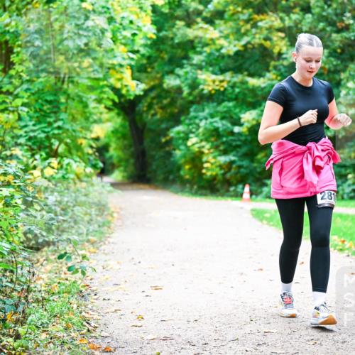 12.10.2025 - Bramfelder Halbmarathon 2025 Dr. Thomas Lammeyer http://msf.ph/oto/9360394 12.10.2025 11:11:53 Laufen 281 meine-sportfotos.de