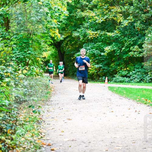 12.10.2025 - Bramfelder Halbmarathon 2025 Dr. Thomas Lammeyer http://msf.ph/oto/9360395 12.10.2025 11:12:12 Laufen 2957 meine-sportfotos.de