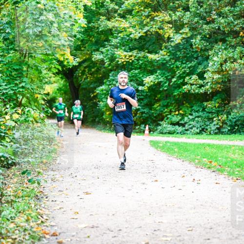 12.10.2025 - Bramfelder Halbmarathon 2025 Dr. Thomas Lammeyer http://msf.ph/oto/9360401 12.10.2025 11:12:13 Laufen 2957 meine-sportfotos.de