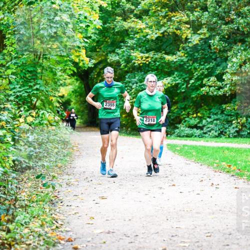 12.10.2025 - Bramfelder Halbmarathon 2025 Dr. Thomas Lammeyer http://msf.ph/oto/9360455 12.10.2025 11:12:23 Laufen 2355, 2318 meine-sportfotos.de