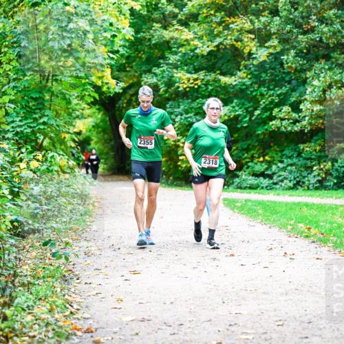 12.10.2025 - Bramfelder Halbmarathon 2025 Dr. Thomas Lammeyer http://msf.ph/oto/9360457 12.10.2025 11:12:23 Laufen 2355, 2318 meine-sportfotos.de
