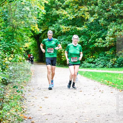 12.10.2025 - Bramfelder Halbmarathon 2025 Dr. Thomas Lammeyer http://msf.ph/oto/9360458 12.10.2025 11:12:23 Laufen 2355, 2318 meine-sportfotos.de