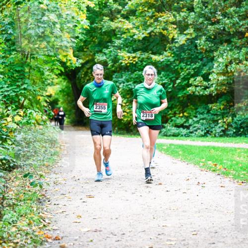 12.10.2025 - Bramfelder Halbmarathon 2025 Dr. Thomas Lammeyer http://msf.ph/oto/9360459 12.10.2025 11:12:23 Laufen 2355, 2318 meine-sportfotos.de