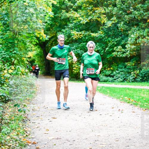 12.10.2025 - Bramfelder Halbmarathon 2025 Dr. Thomas Lammeyer http://msf.ph/oto/9360460 12.10.2025 11:12:24 Laufen 2355, 2318 meine-sportfotos.de