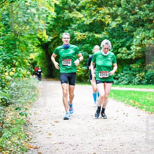 12.10.2025 - Bramfelder Halbmarathon 2025 Dr. Thomas Lammeyer http://msf.ph/oto/9360464 12.10.2025 11:12:24 Laufen 2355, 2318 meine-sportfotos.de