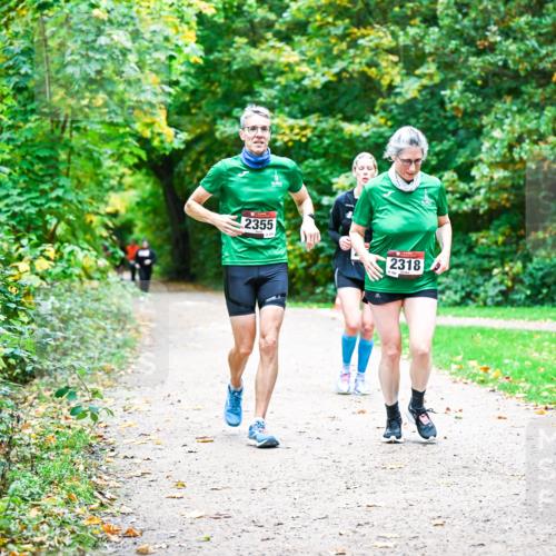 12.10.2025 - Bramfelder Halbmarathon 2025 Dr. Thomas Lammeyer http://msf.ph/oto/9360467 12.10.2025 11:12:24 Laufen 2355, 2318 meine-sportfotos.de