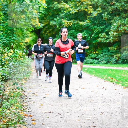 12.10.2025 - Bramfelder Halbmarathon 2025 Dr. Thomas Lammeyer http://msf.ph/oto/9360520 12.10.2025 11:12:44 Laufen 2387, 2793, 914, 2704 meine-sportfotos.de