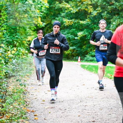 12.10.2025 - Bramfelder Halbmarathon 2025 Dr. Thomas Lammeyer http://msf.ph/oto/9360531 12.10.2025 11:12:46 Laufen 2387, 2793, 2014, 2704, 2914 meine-sportfotos.de