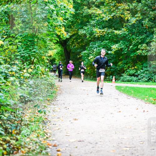 12.10.2025 - Bramfelder Halbmarathon 2025 Dr. Thomas Lammeyer http://msf.ph/oto/9360569 12.10.2025 11:12:56 Laufen 2850 meine-sportfotos.de