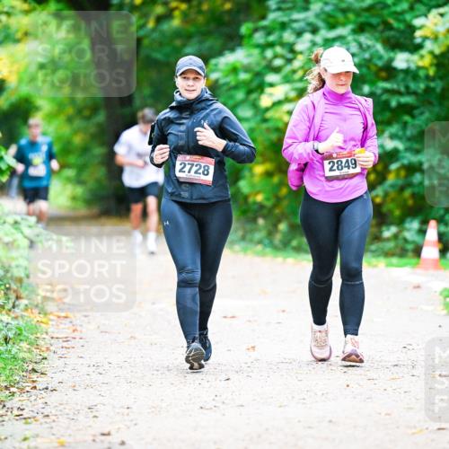 12.10.2025 - Bramfelder Halbmarathon 2025 Dr. Thomas Lammeyer http://msf.ph/oto/9360593 12.10.2025 11:13:05 Laufen 2728, 20, 2849 meine-sportfotos.de