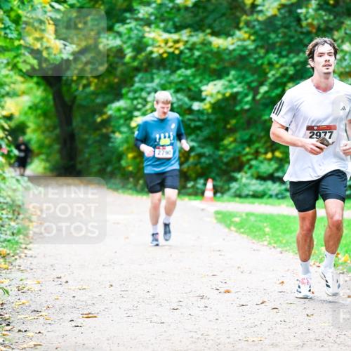 12.10.2025 - Bramfelder Halbmarathon 2025 Dr. Thomas Lammeyer http://msf.ph/oto/9360622 12.10.2025 11:13:13 Laufen 2977, 2790 meine-sportfotos.de