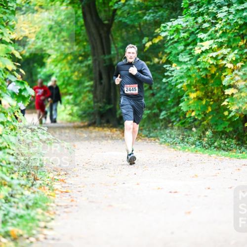 12.10.2025 - Bramfelder Halbmarathon 2025 Dr. Thomas Lammeyer http://msf.ph/oto/9360651 12.10.2025 11:13:20 Laufen 2445 meine-sportfotos.de