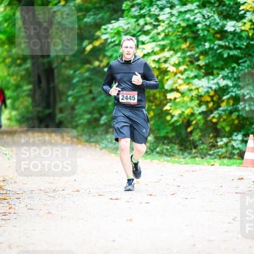 12.10.2025 - Bramfelder Halbmarathon 2025 Dr. Thomas Lammeyer http://msf.ph/oto/9360667 12.10.2025 11:13:22 Laufen 2445 meine-sportfotos.de