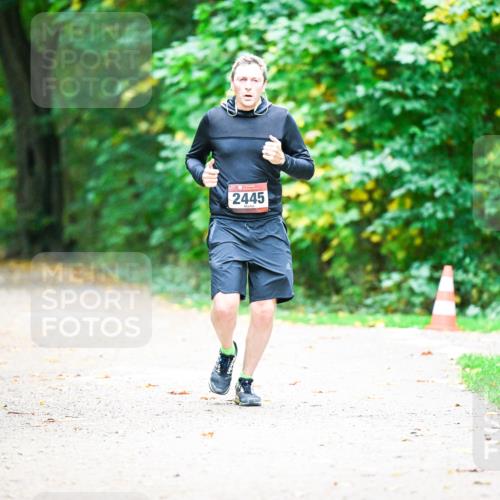 12.10.2025 - Bramfelder Halbmarathon 2025 Dr. Thomas Lammeyer http://msf.ph/oto/9360675 12.10.2025 11:13:24 Laufen 2445 meine-sportfotos.de