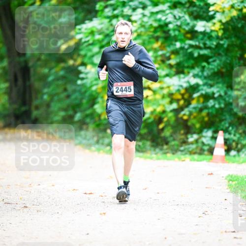 12.10.2025 - Bramfelder Halbmarathon 2025 Dr. Thomas Lammeyer http://msf.ph/oto/9360676 12.10.2025 11:13:24 Laufen 2445 meine-sportfotos.de