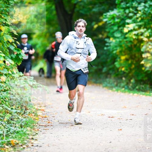 12.10.2025 - Bramfelder Halbmarathon 2025 Dr. Thomas Lammeyer http://msf.ph/oto/9360692 12.10.2025 11:13:30 Laufen 273 meine-sportfotos.de