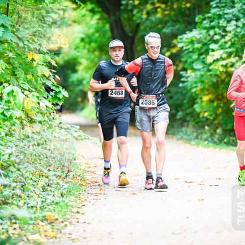 12.10.2025 - Bramfelder Halbmarathon 2025 Dr. Thomas Lammeyer http://msf.ph/oto/9360712 12.10.2025 11:13:36 Laufen 2468, 2685, 250 meine-sportfotos.de