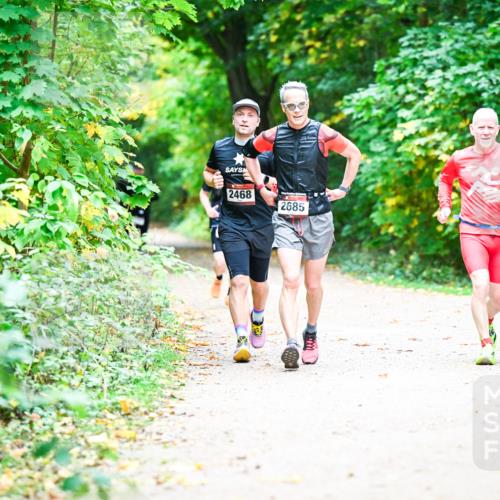 12.10.2025 - Bramfelder Halbmarathon 2025 Dr. Thomas Lammeyer http://msf.ph/oto/9360715 12.10.2025 11:13:36 Laufen 2468, 2685, 25 meine-sportfotos.de